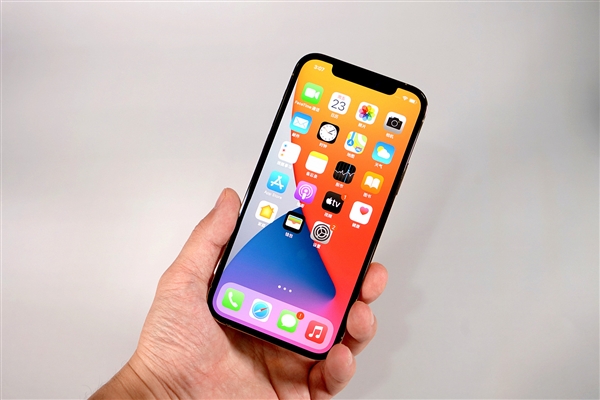 西畴苹果手机维修分享iOS 14.2修订版已到，专属iPhone 12系列 